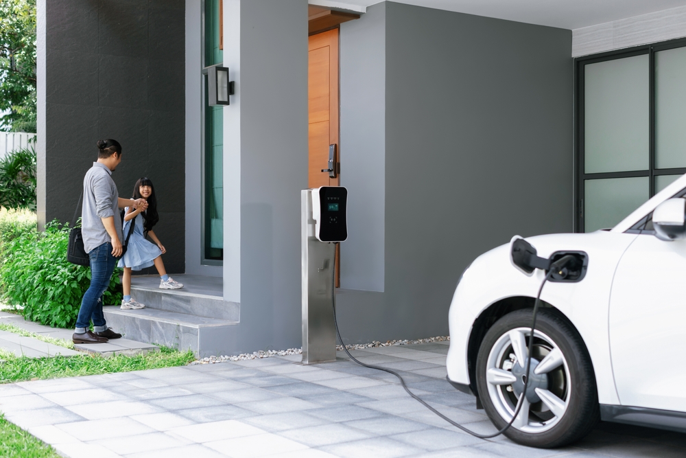 Quels sont les avantages et inconvénients d'une voiture électrique — free download